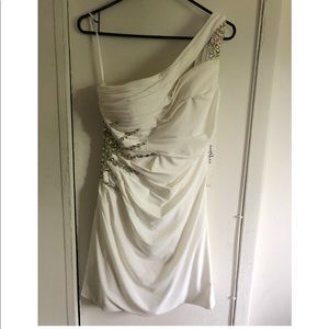 White One Shoulder Party Dress